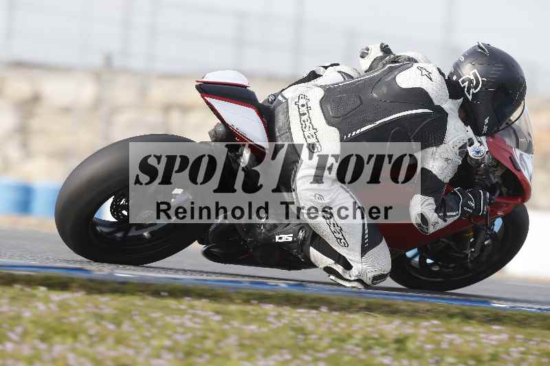 /Archiv-2024/02 29.01.-02.02.2024 Moto Center Thun Jerez/Gruppe gruen-green/backside